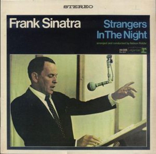 Frank Sinatra: Strangers In The Night { Vinyl LP }
